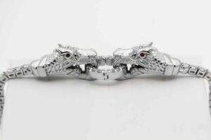 Read more about the article Top 5 Jewels To Upgrade Your Photoshoot Look